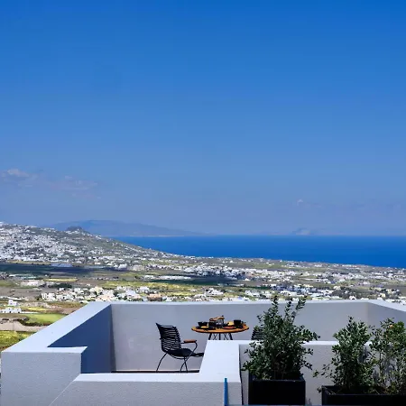 Apikia Santorini
