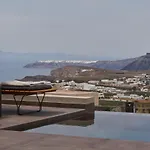 Apikia Santorini Пиргос
