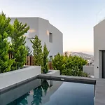 Hotel Apikia Santorini Pýrgos
