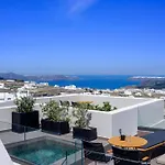 Hotel Apikia Santorini