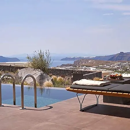Ξενοδοχείο Apikia Santorini 3*