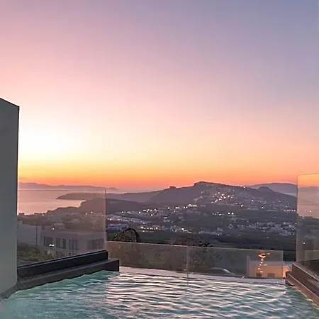 Apikia Santorini Pýrgos