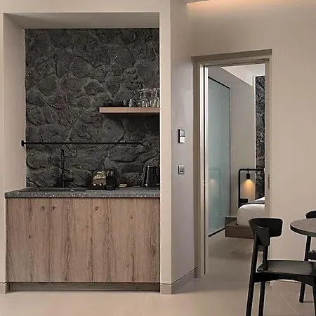 Apikia Santorini Hotel