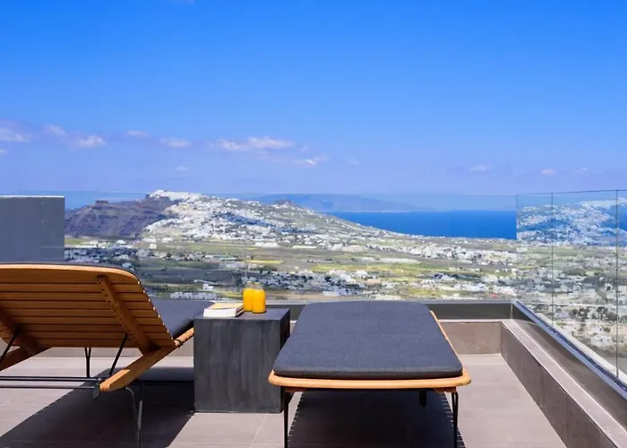 Apikia Santorini Otel Pýrgos