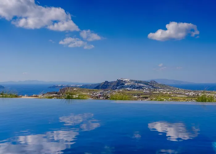 Apikia Santorini Pýrgos