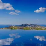 Apikia Santorini Pýrgos