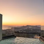 Hotel Apikia Santorini
