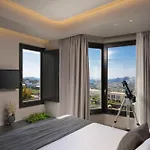 Apikia Santorini Hotel 3*