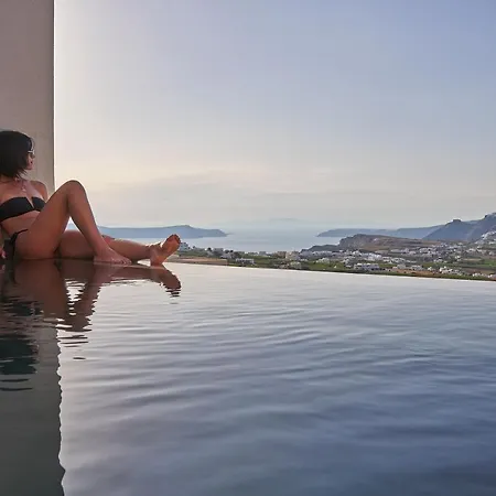 Apikia Santorini