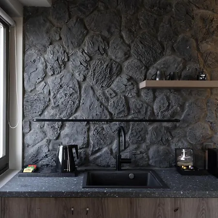 Hotel Apikia Santorini Pýrgos