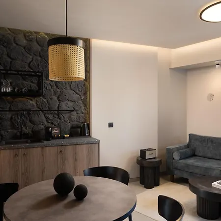 Hotel Apikia Santorini