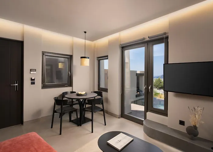 Apikia Santorini ホテル 3*